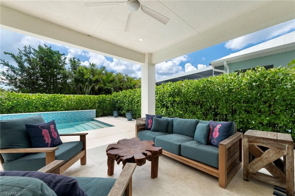 158 Cambria LN-32