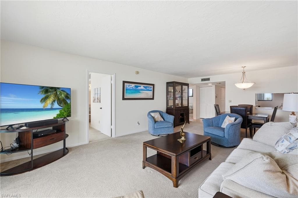 4223 Bay Beach LN 4F-15
