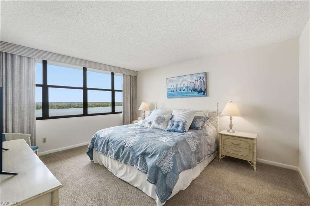 4223 Bay Beach LN 4F-18