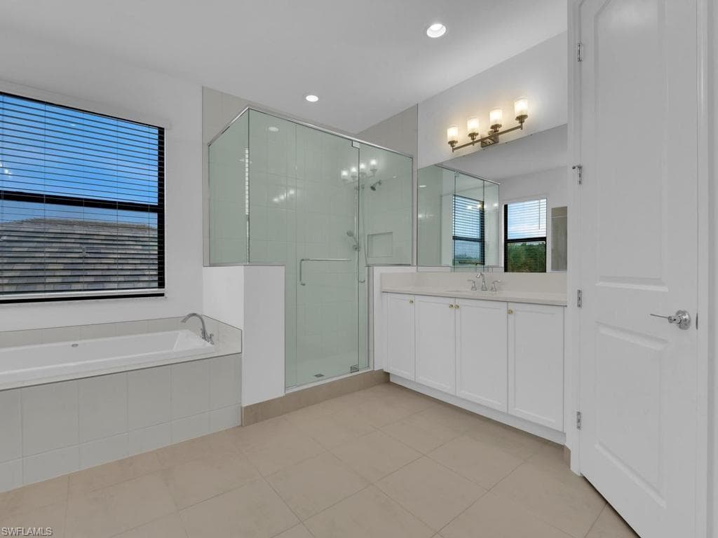 20581 Fair Oak LN-26