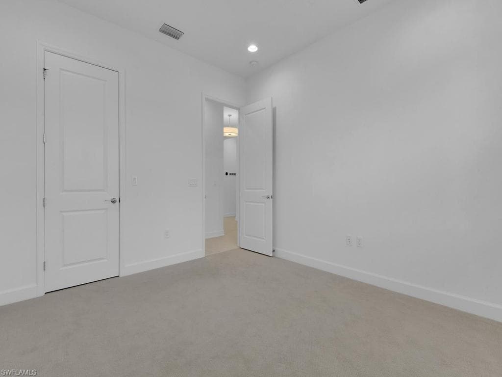 20581 Fair Oak LN-14