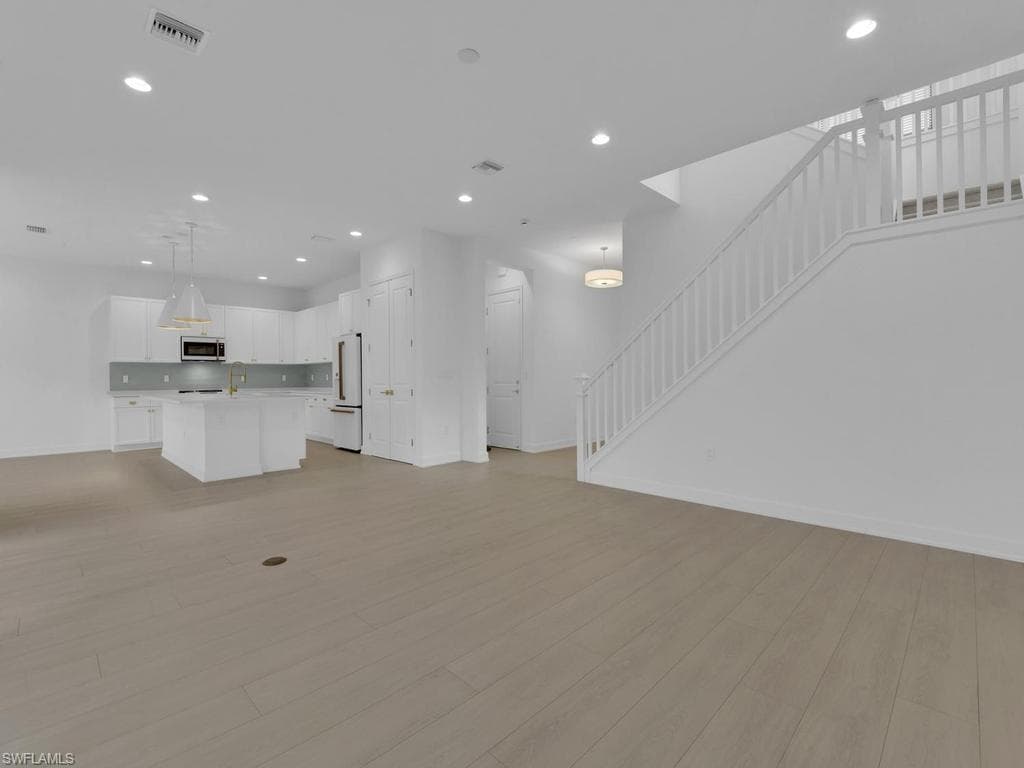 20581 Fair Oak LN-7