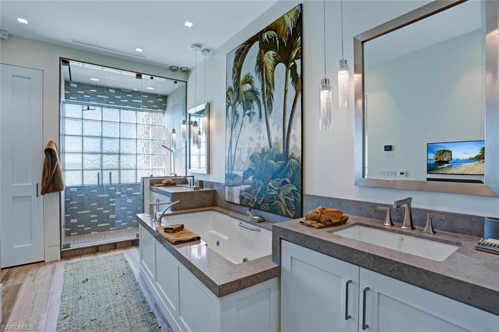 255 Barefoot Beach BLVD 4-26