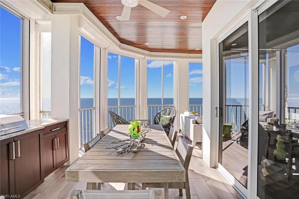 255 Barefoot Beach BLVD 4-1