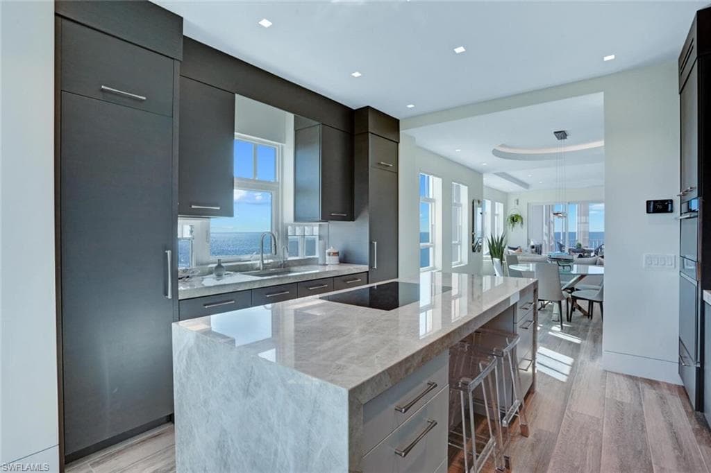 255 Barefoot Beach BLVD 4-20
