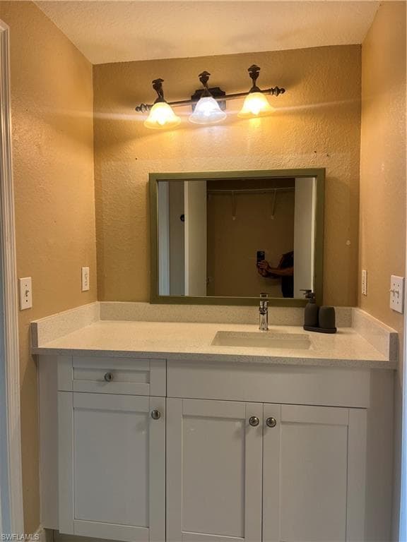 23500 Walden Center DR 106-11