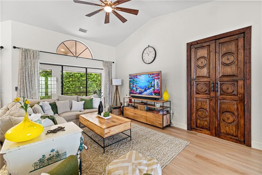 10791 Highland AVE-16