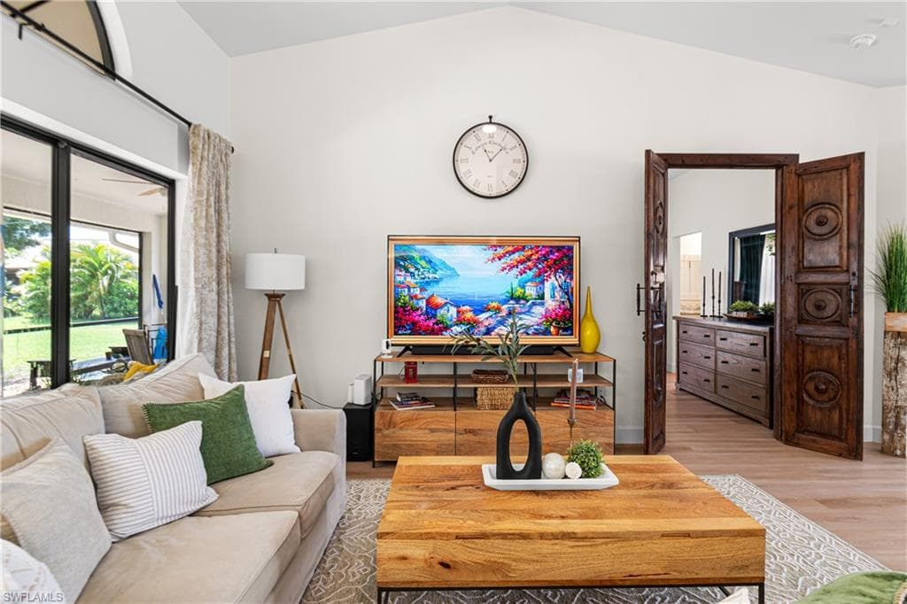 10791 Highland AVE-19