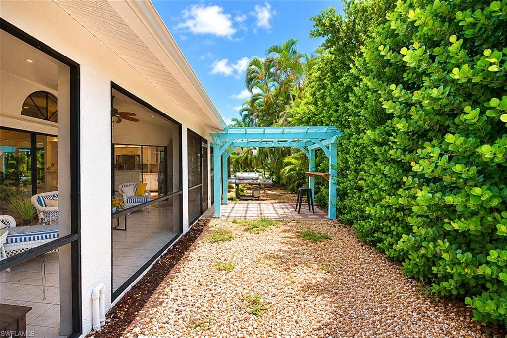 10791 Highland AVE-37