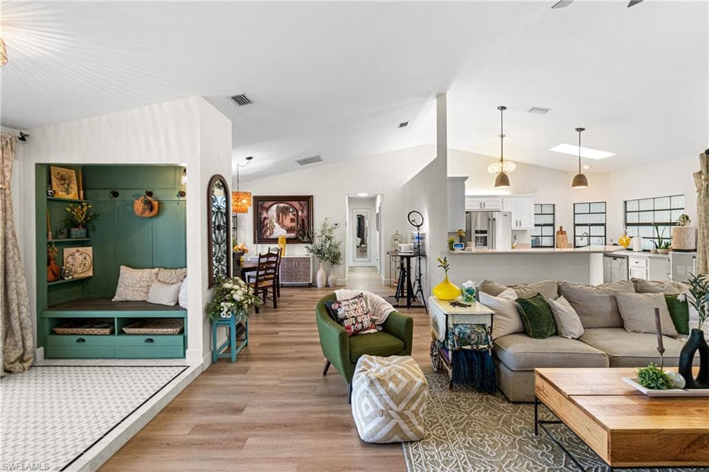 10791 Highland AVE-17