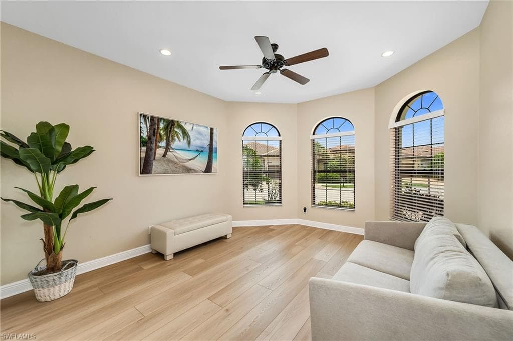 23255 Sanabria LOOP-22