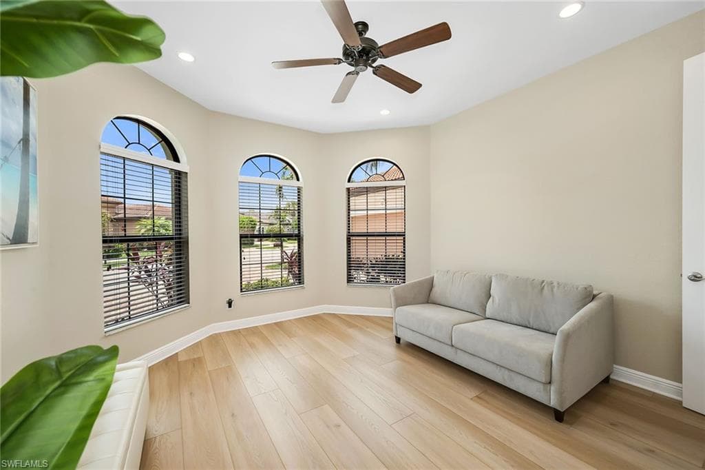 23255 Sanabria LOOP-23