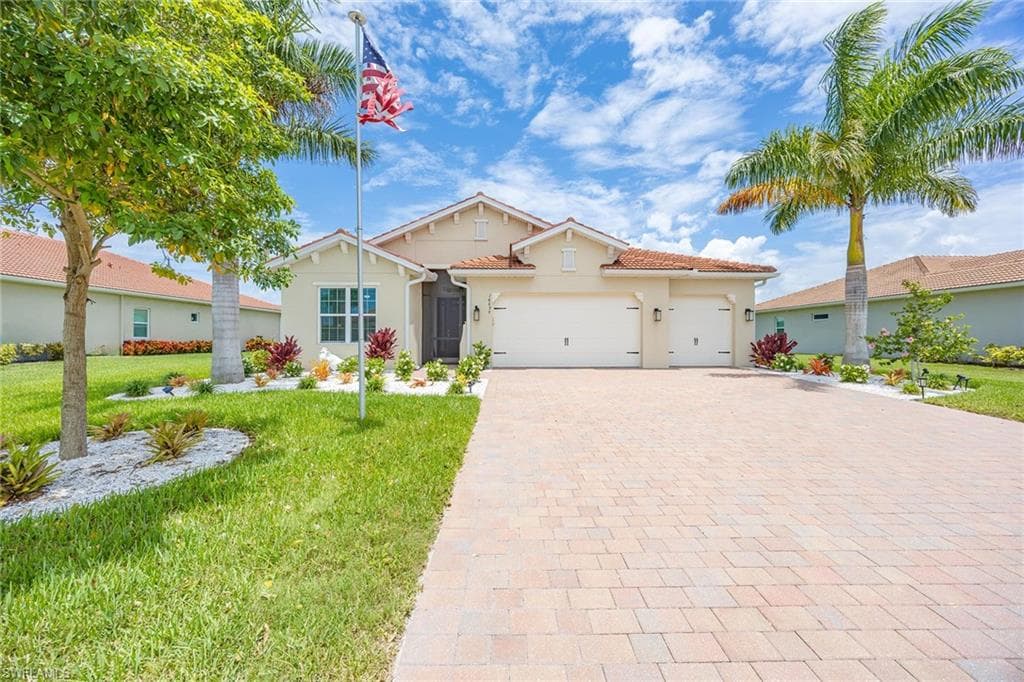 18699 Ensenada DR-24