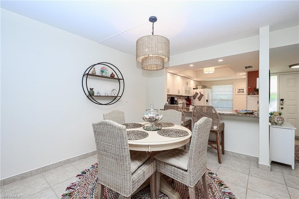135 Cypress WAY E C-135-12