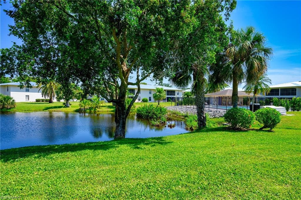 135 Cypress WAY E C-135-31