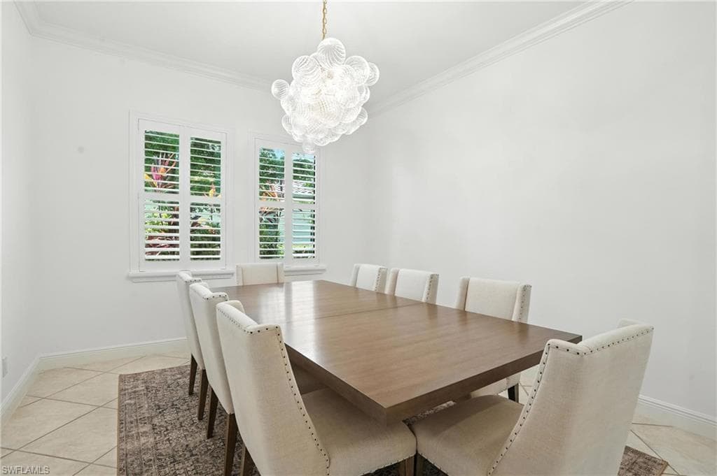4649 Abaca CIR-9