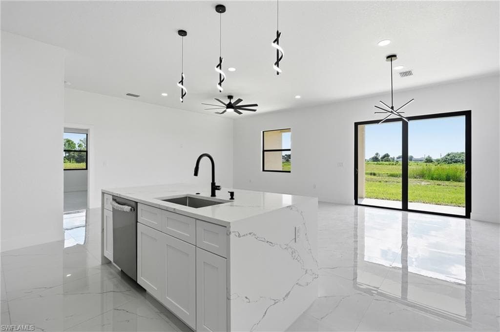 9014 Lawn CT-18