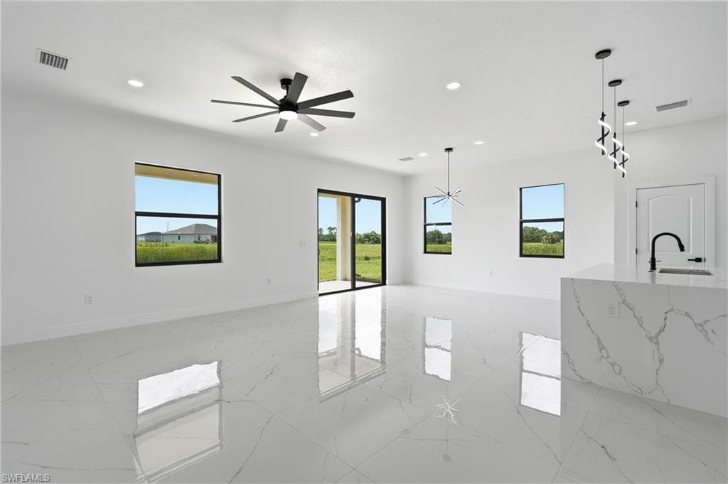 9014 Lawn CT-11