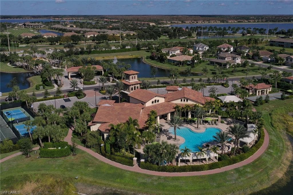 9469 Foxglove LN-46