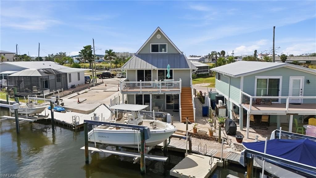 850 Oak ST-22