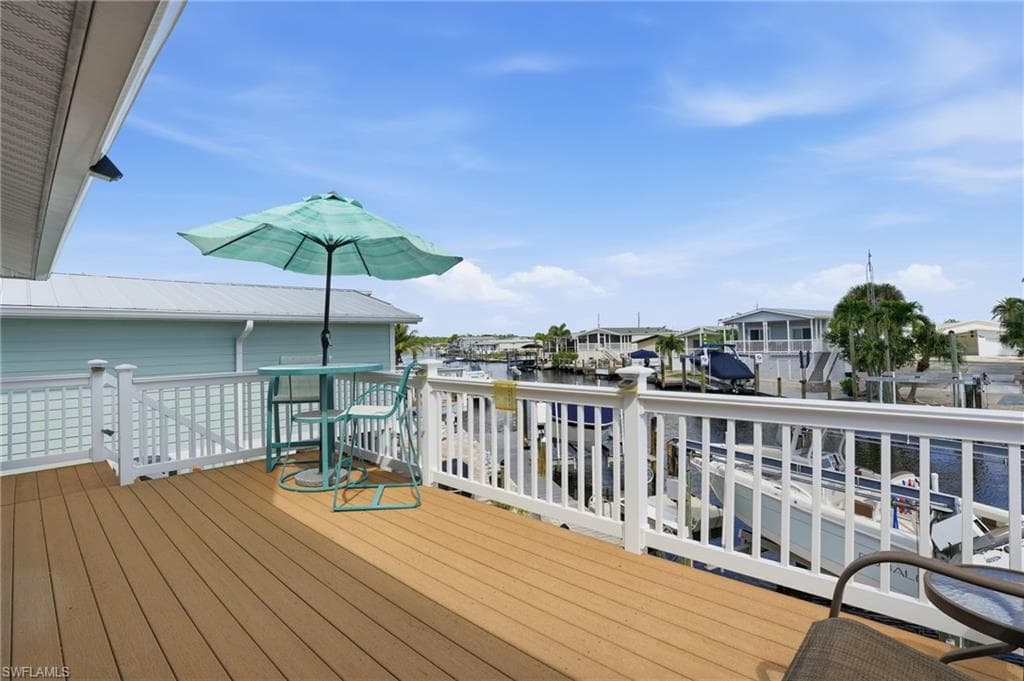 850 Oak ST-35