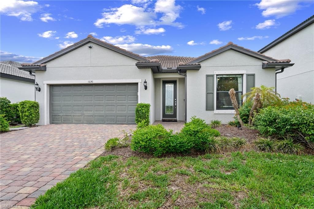 16141 Palmetto Prairie DR-26