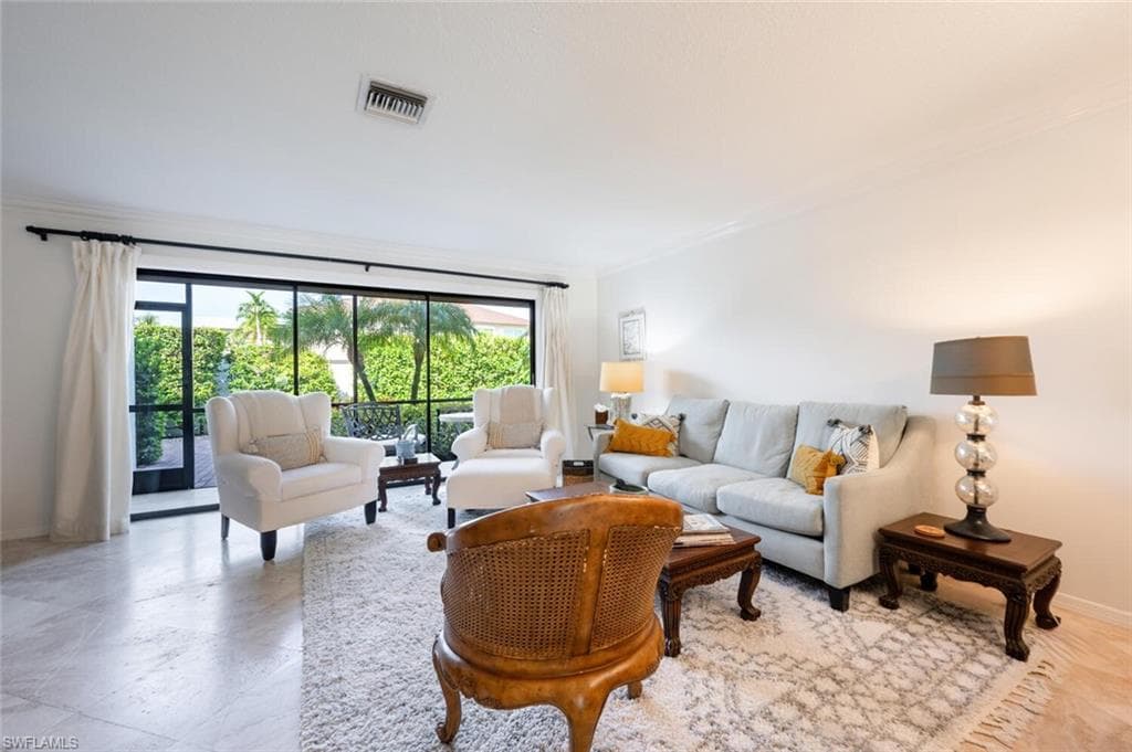 1080 6th ST S-9