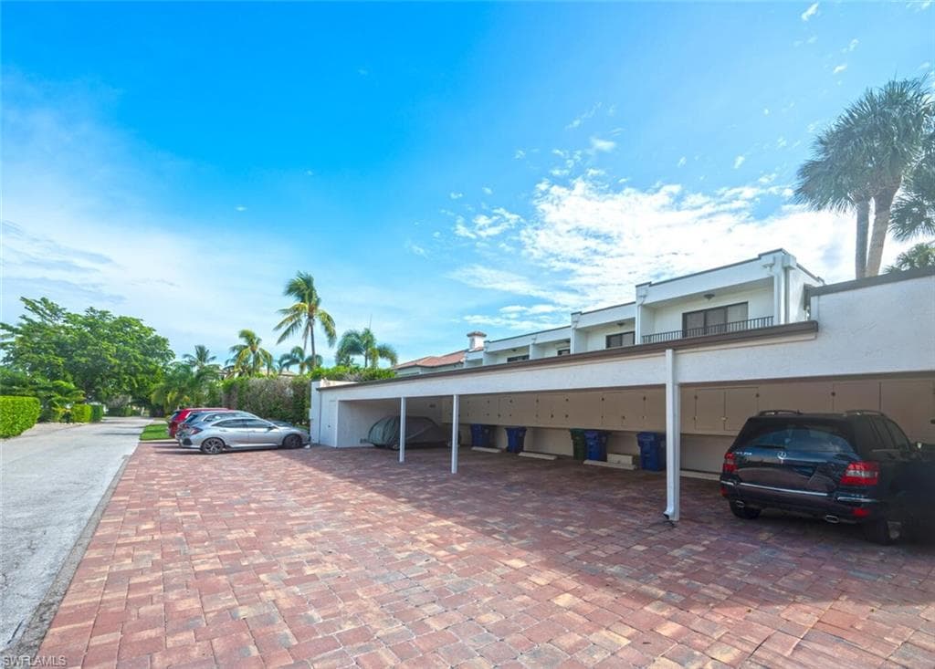 1080 6th ST S-32