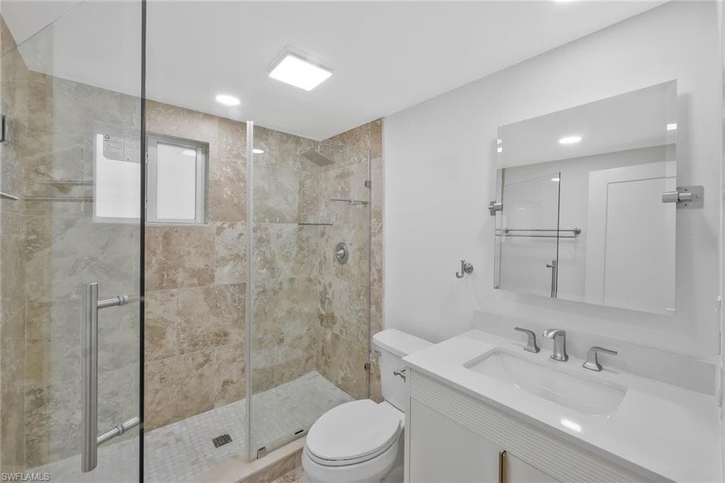 1755 Oakley AVE-22