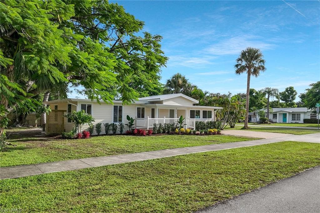 1755 Oakley AVE-1