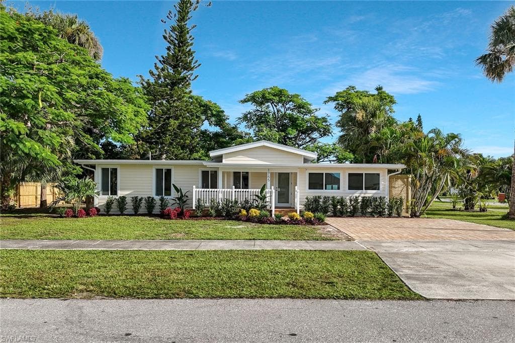 1755 Oakley AVE-0
