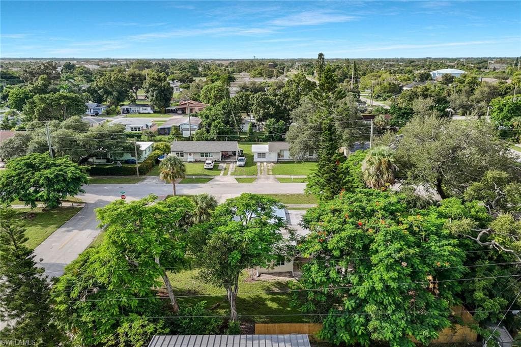 1755 Oakley AVE-27