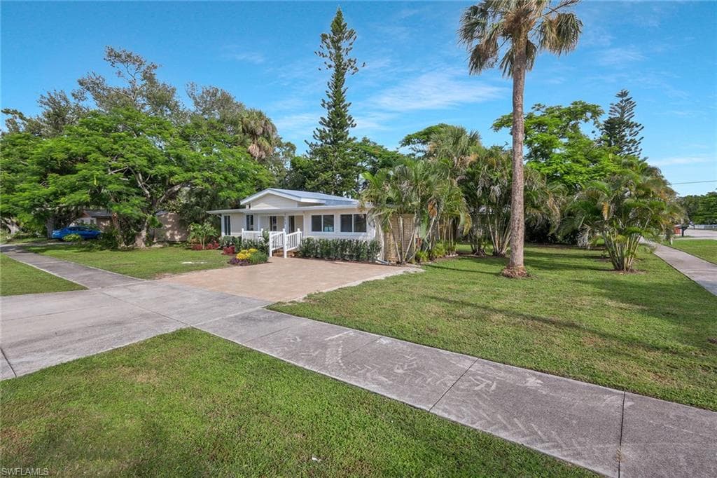 1755 Oakley AVE-39