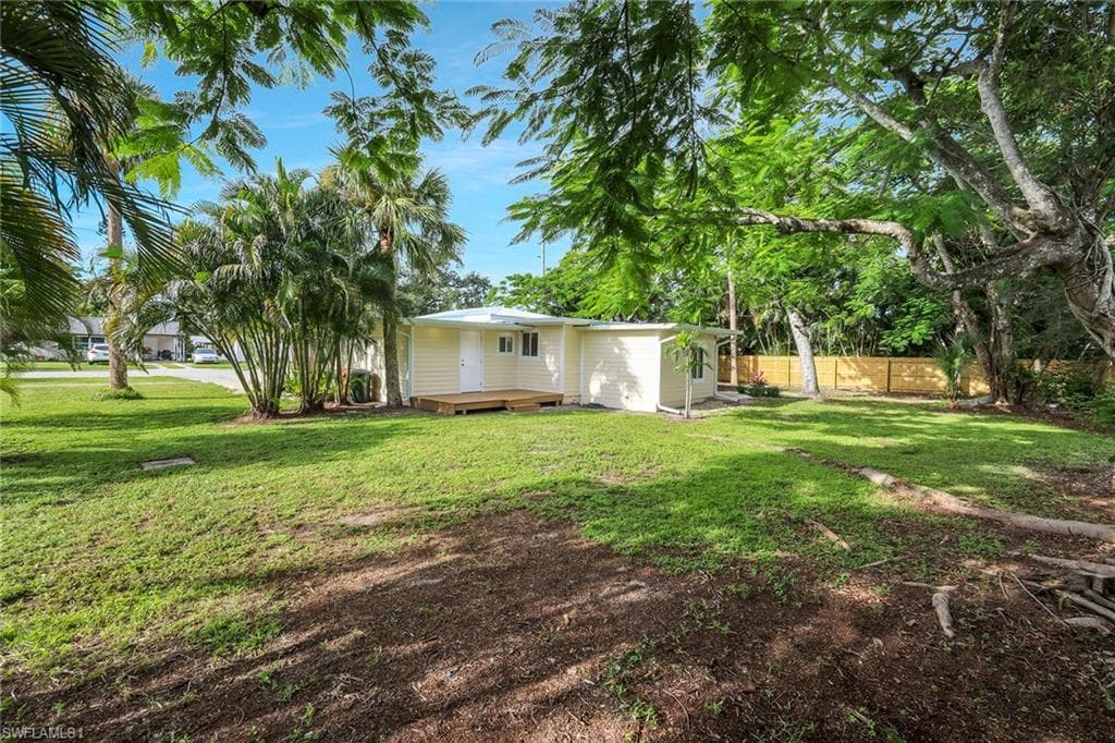 1755 Oakley AVE-30