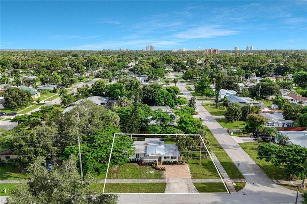1755 Oakley AVE-38