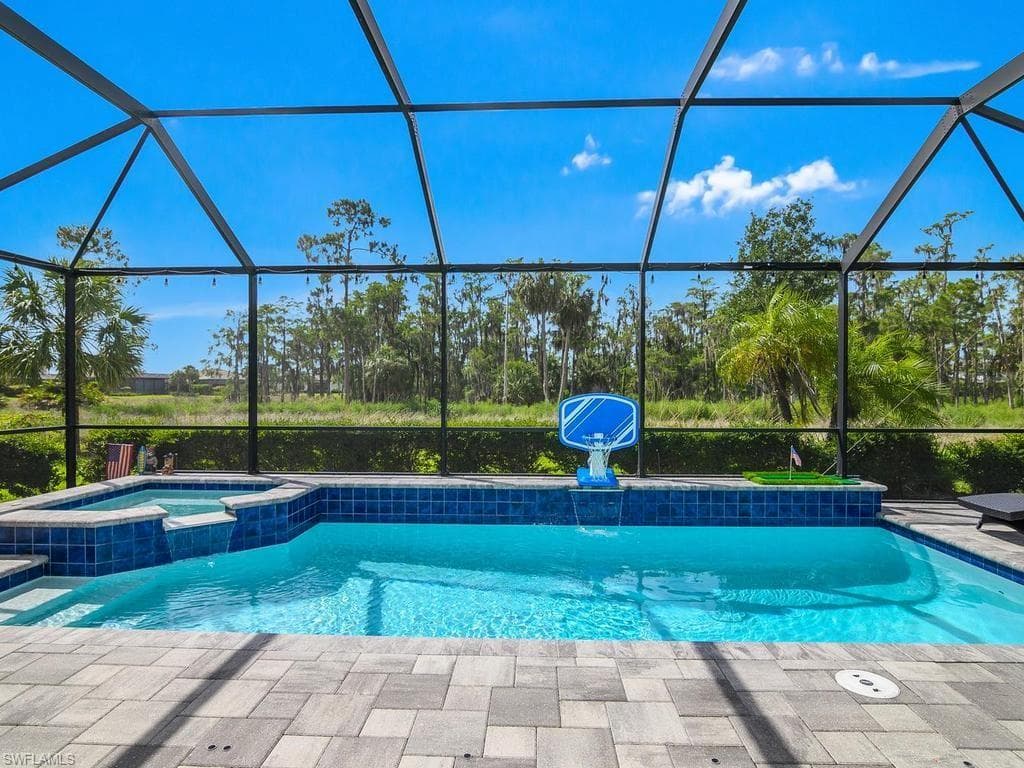 17581 Ashcomb WAY-28