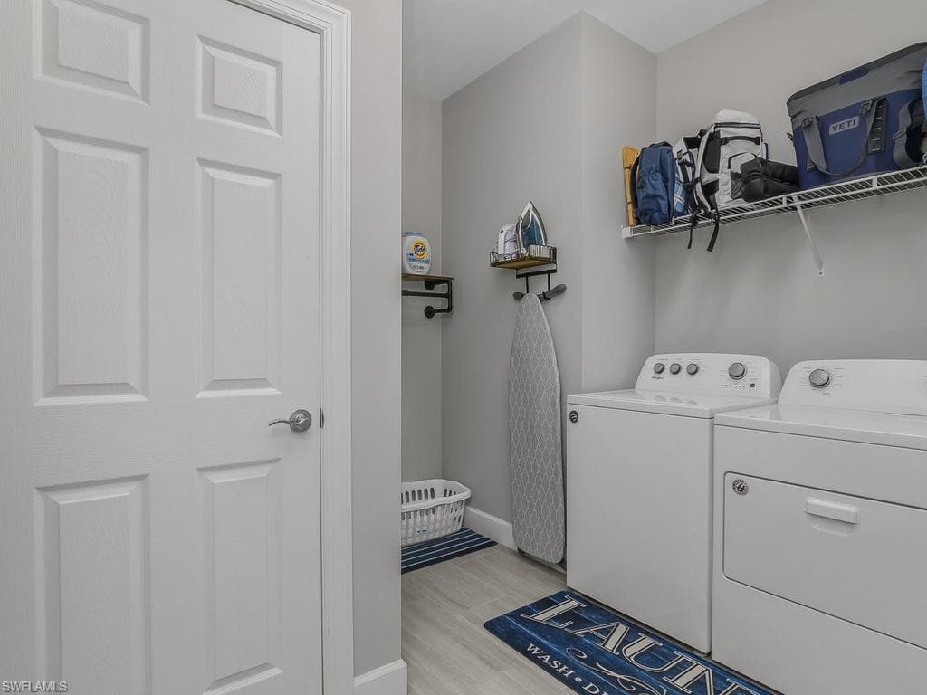 17581 Ashcomb WAY-38