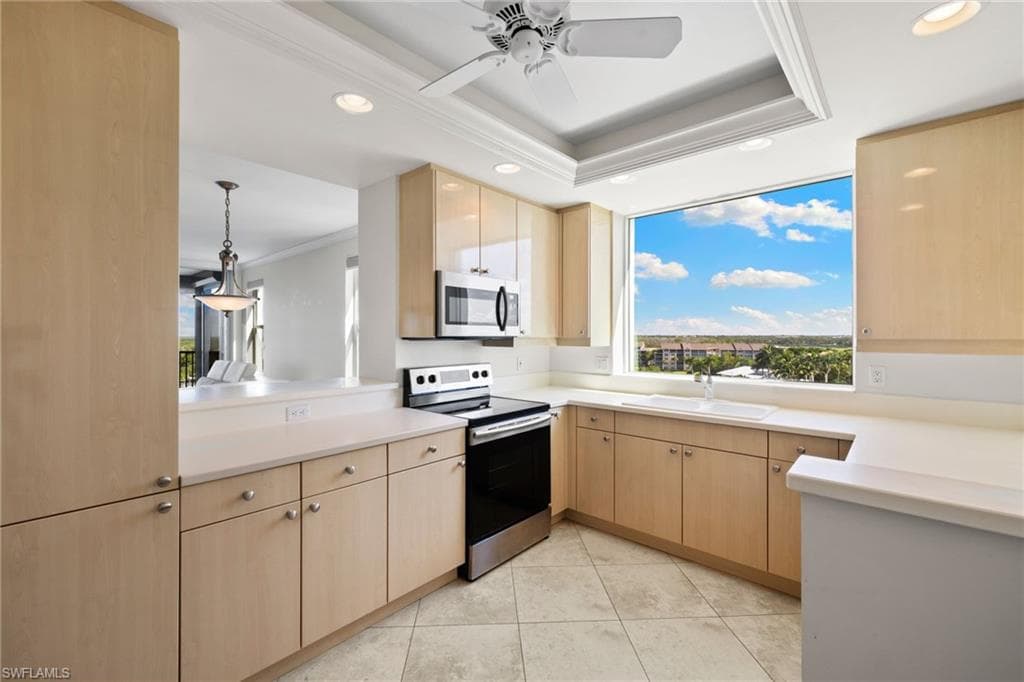 420 Cove Tower DR 804-26
