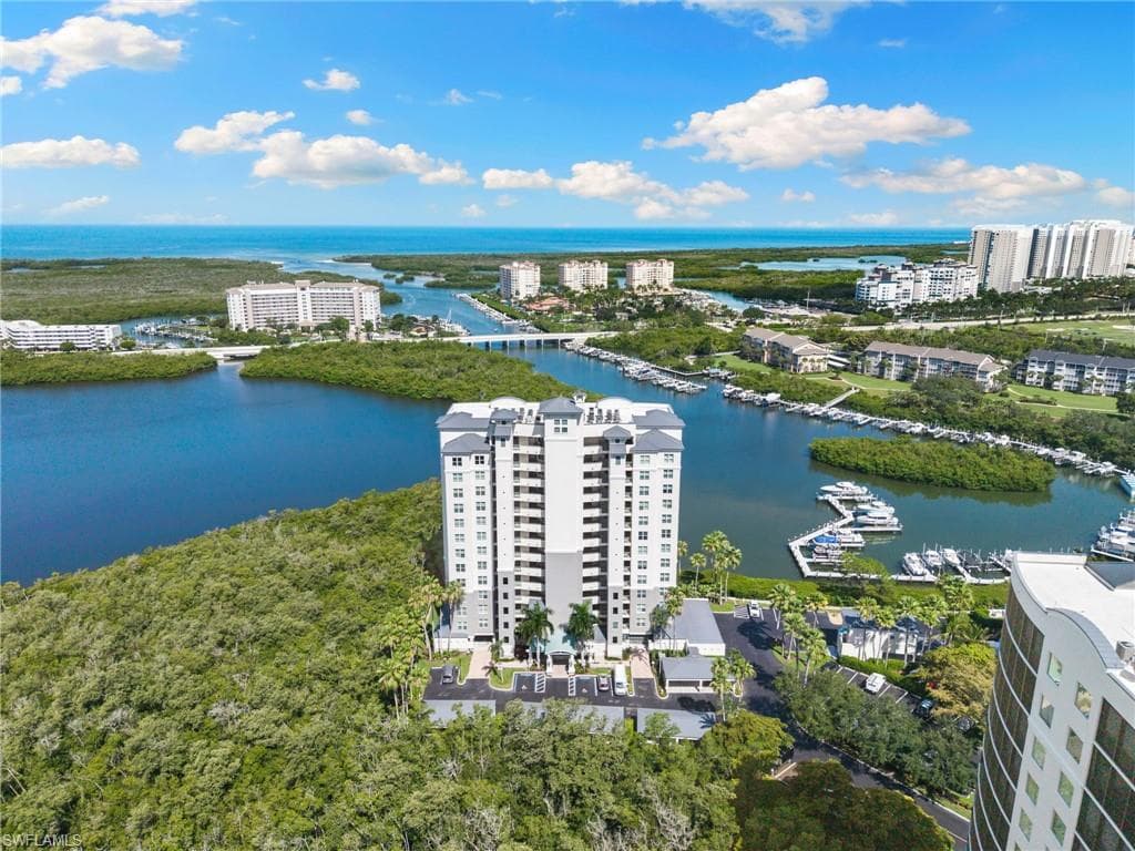 420 Cove Tower DR 804-35