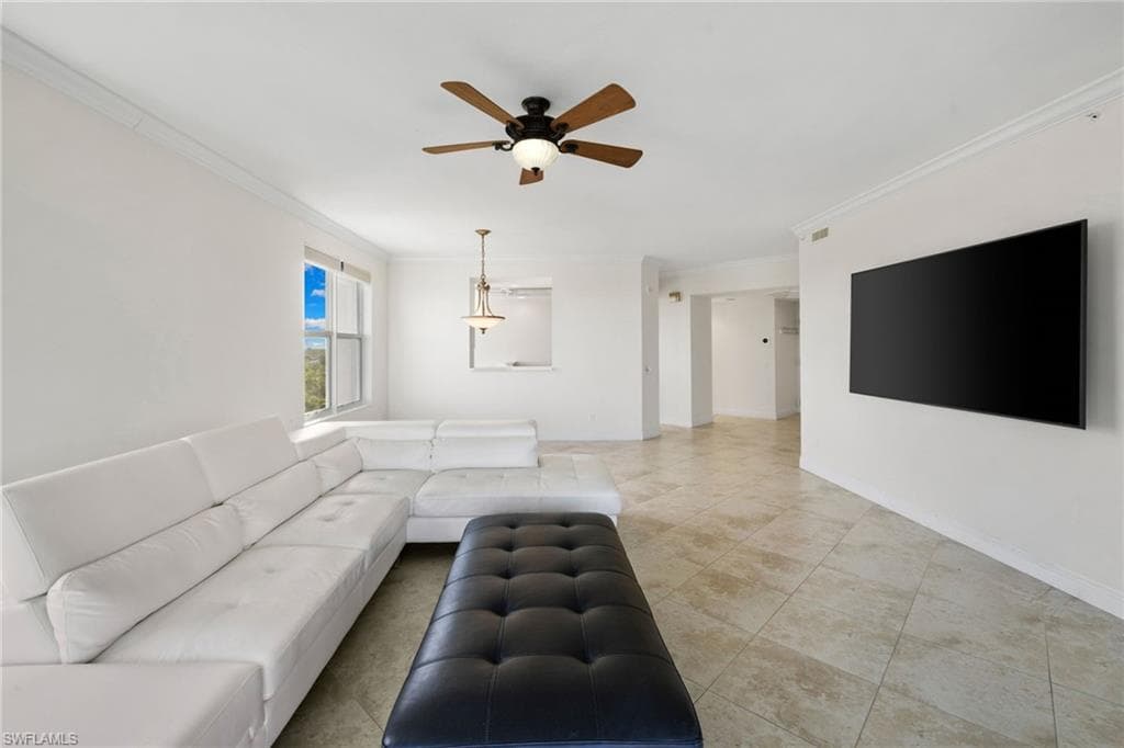 420 Cove Tower DR 804-43