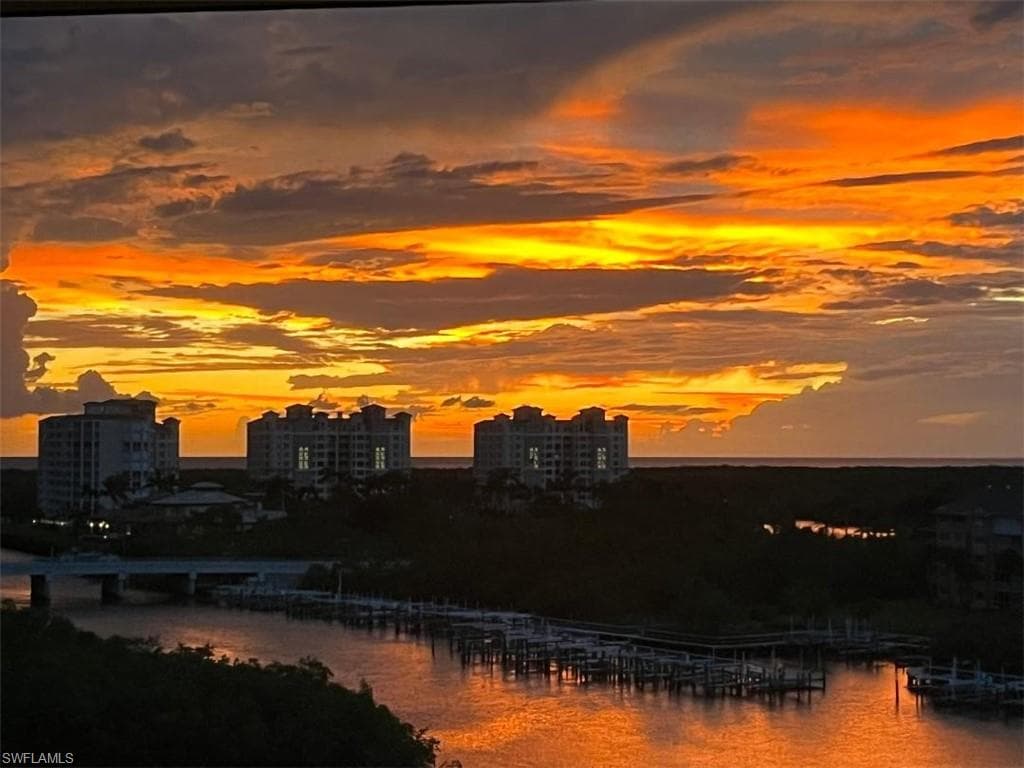 420 Cove Tower DR 804-7