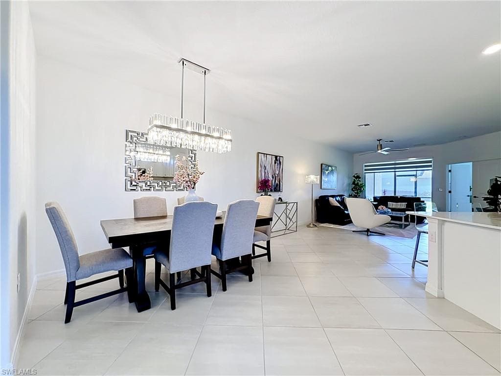 2558 Vine AVE-1