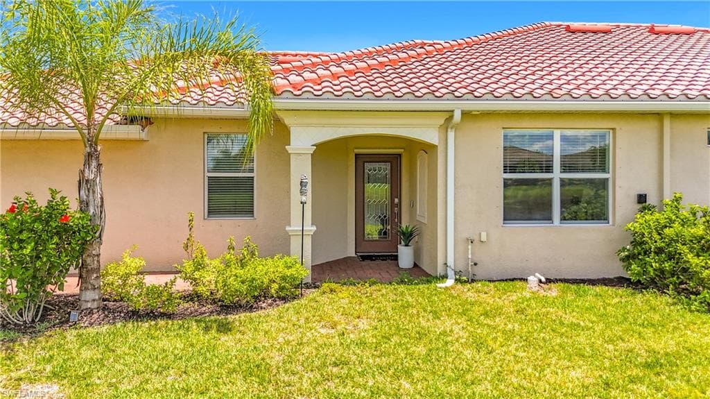 2558 Vine AVE-10