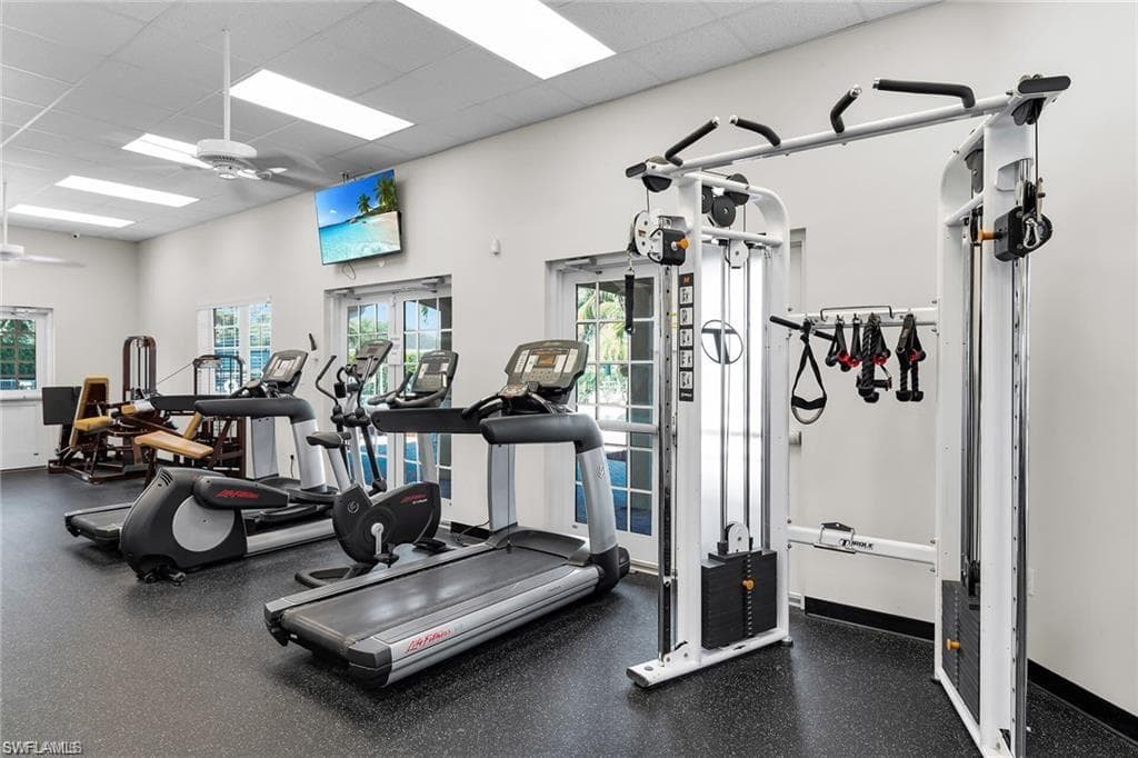 2078 Grove DR-22