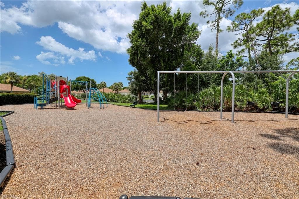 22589 Island Lakes DR-41