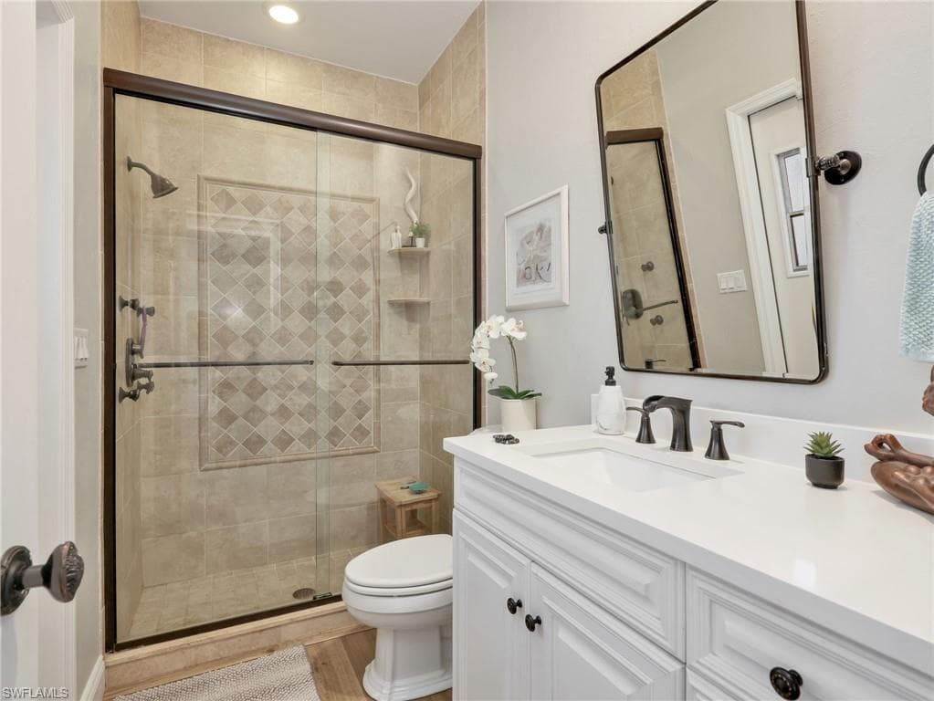 25251 Bay Cedar DR-40