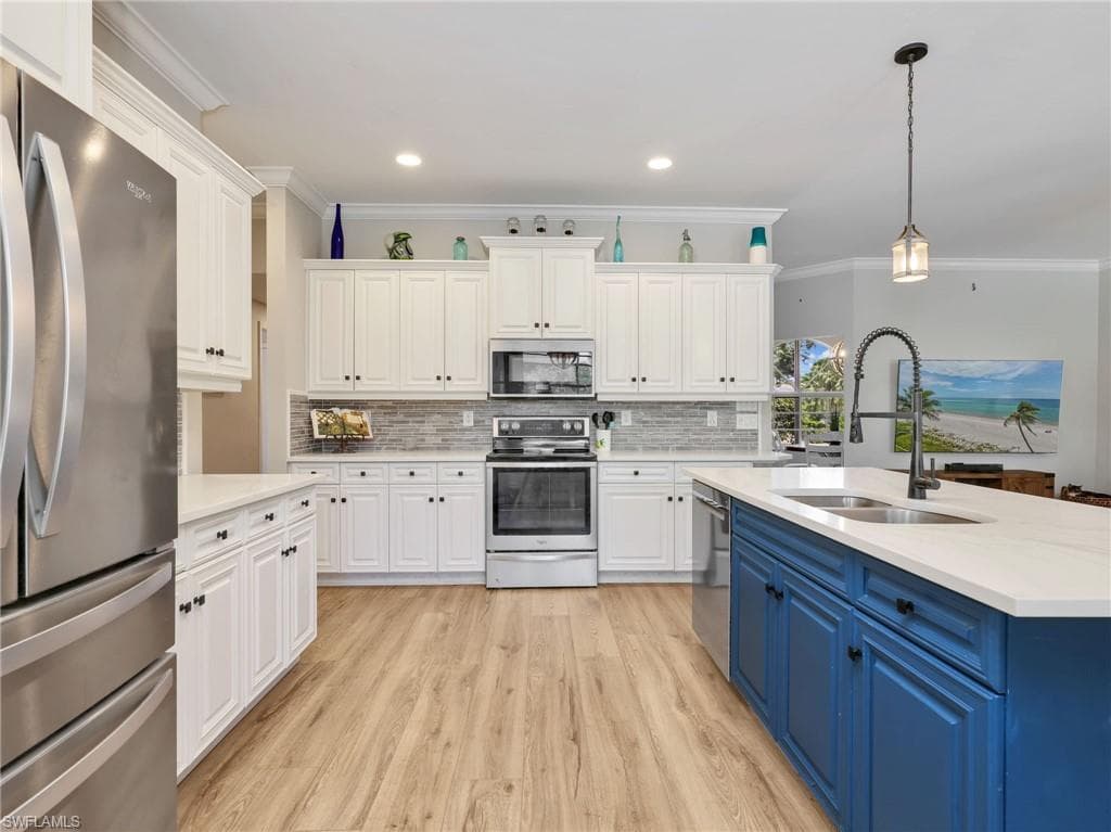 25251 Bay Cedar DR-14