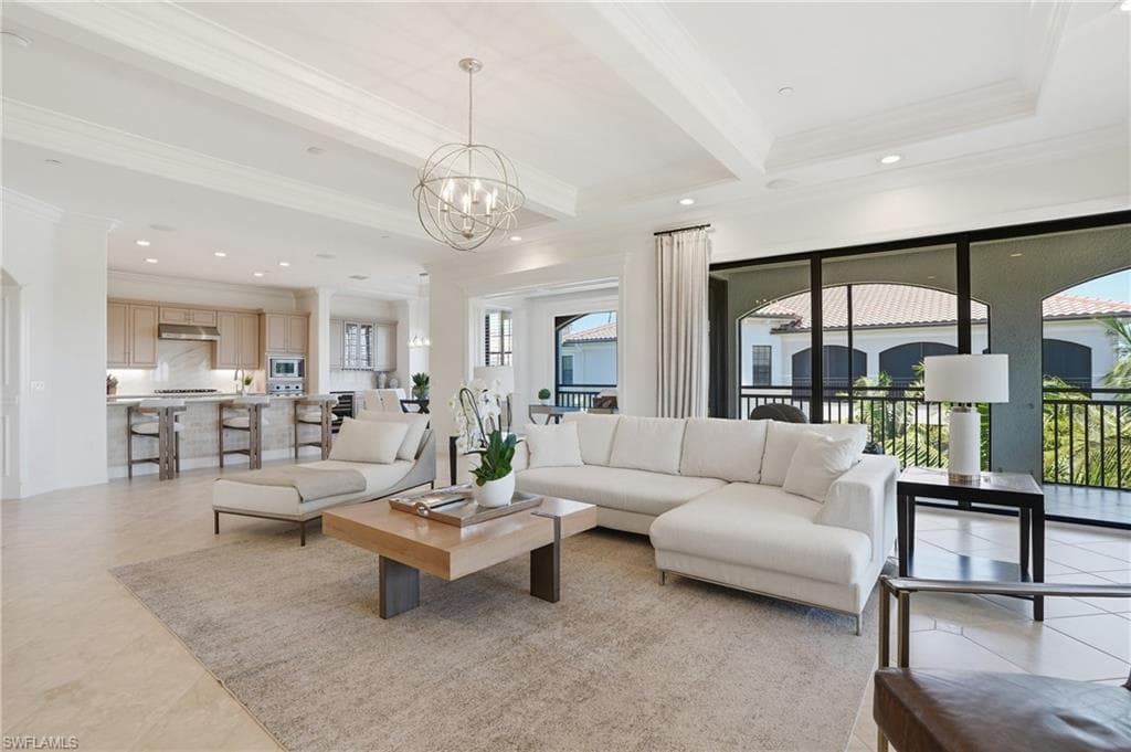 2543 Marquesa Royale LN 4-302-6
