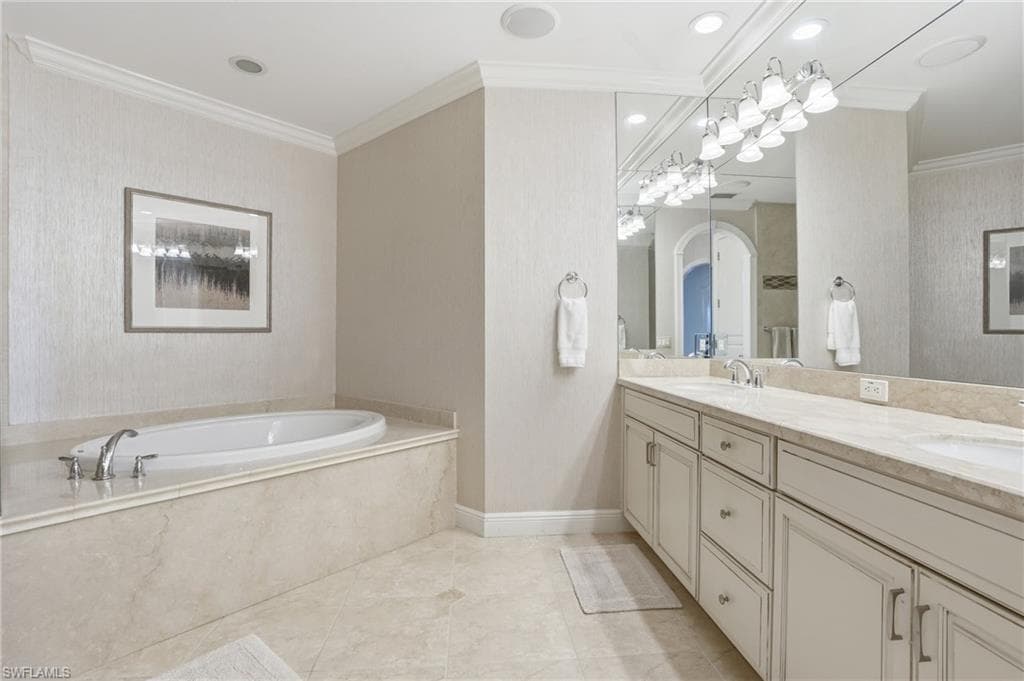2543 Marquesa Royale LN 4-302-16