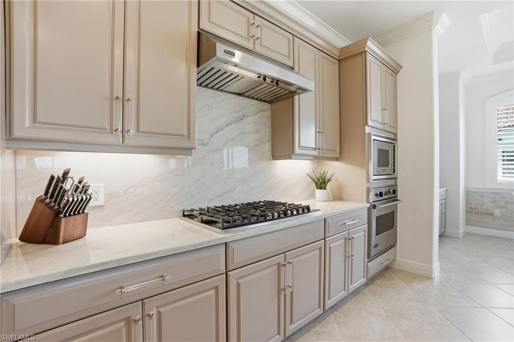 2543 Marquesa Royale LN 4-302-9